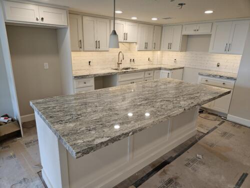 "Kempton Park" Granite from Daltile Stone and Slab center  Salt Lake Utah